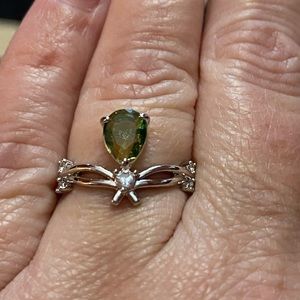 Fragrant Jewels size 8 ring